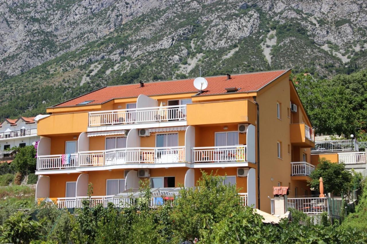 Apartments By The Sea Gradac, Makarska - 13681 格拉达茨 外观 照片
