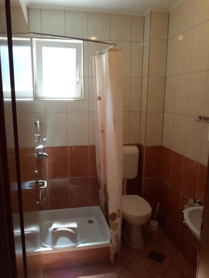 Apartments By The Sea Gradac, Makarska - 13681 格拉达茨 外观 照片