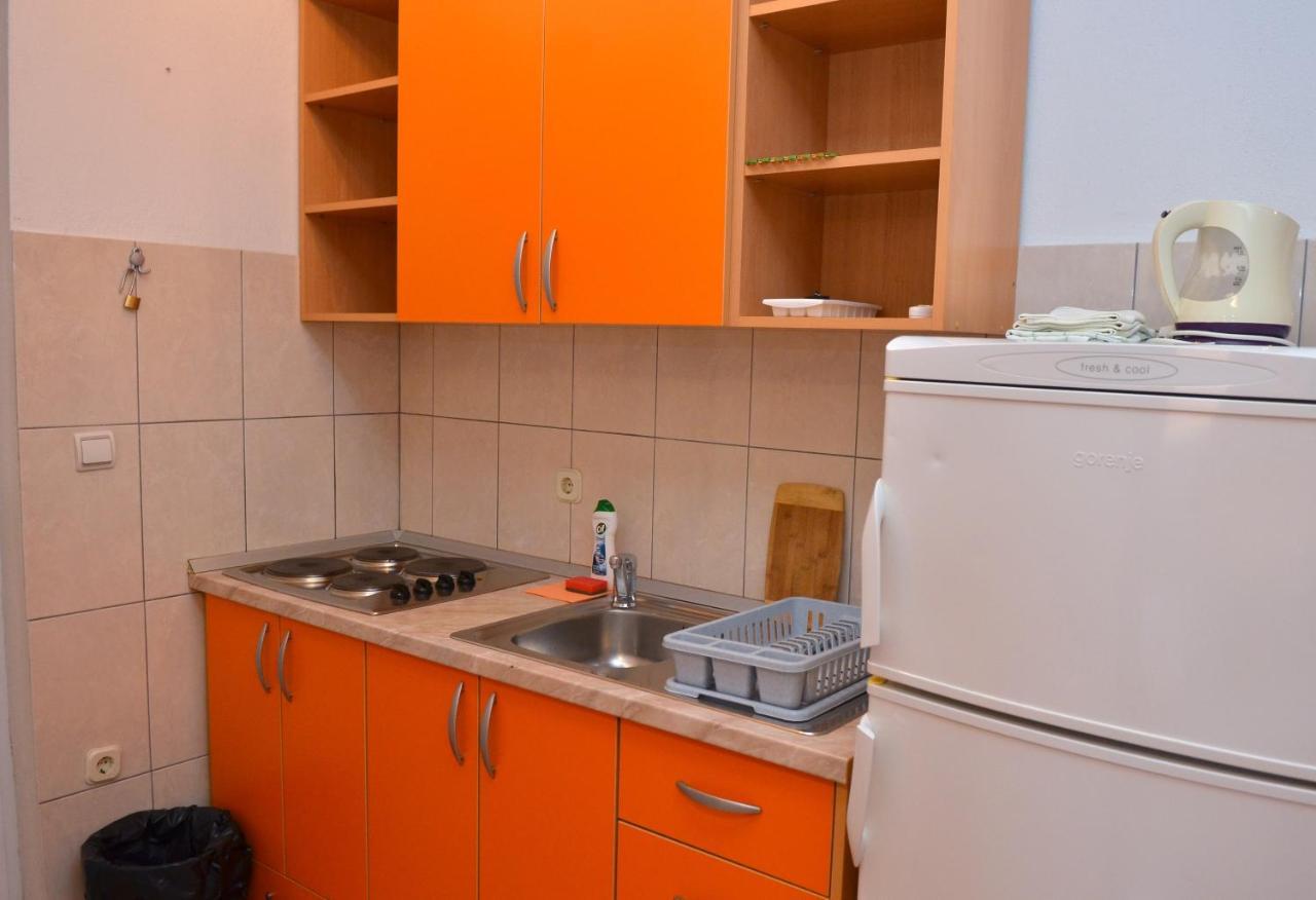 Apartments By The Sea Gradac, Makarska - 13681 格拉达茨 外观 照片