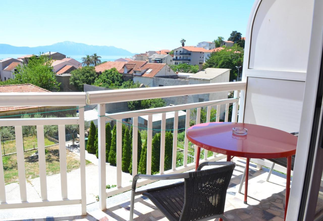 Apartments By The Sea Gradac, Makarska - 13681 格拉达茨 外观 照片