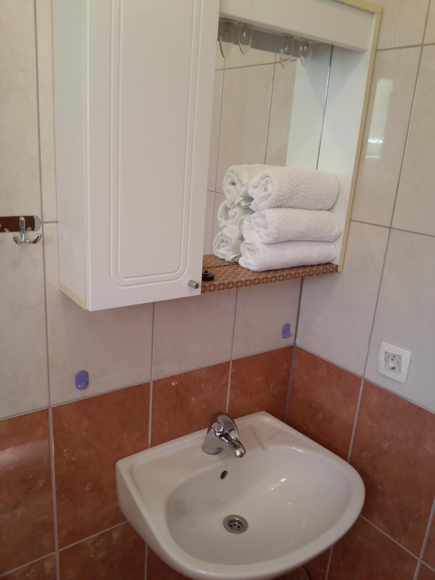 Apartments By The Sea Gradac, Makarska - 13681 格拉达茨 客房 照片